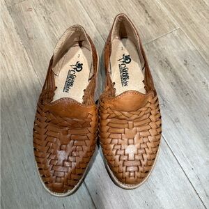 New Brown Weaved Leather Women’s Shoes. Size 5.5